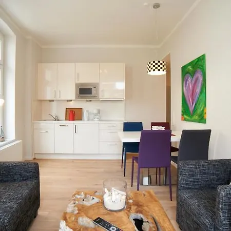 Eisberg 2 Mit Balkon * نورديرني